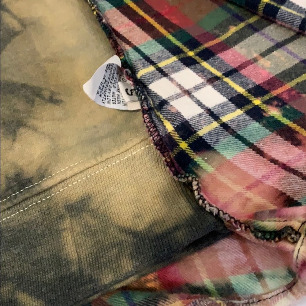Boutique Trendy Sweatshirt View 4
